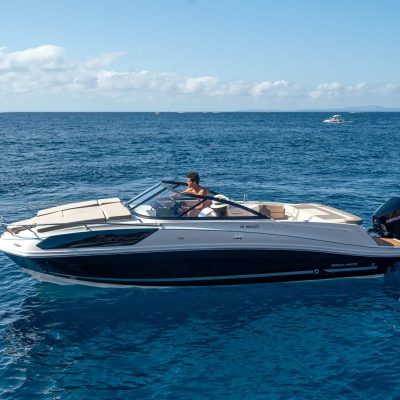 BAYLINER-VR6-CUDDY-18