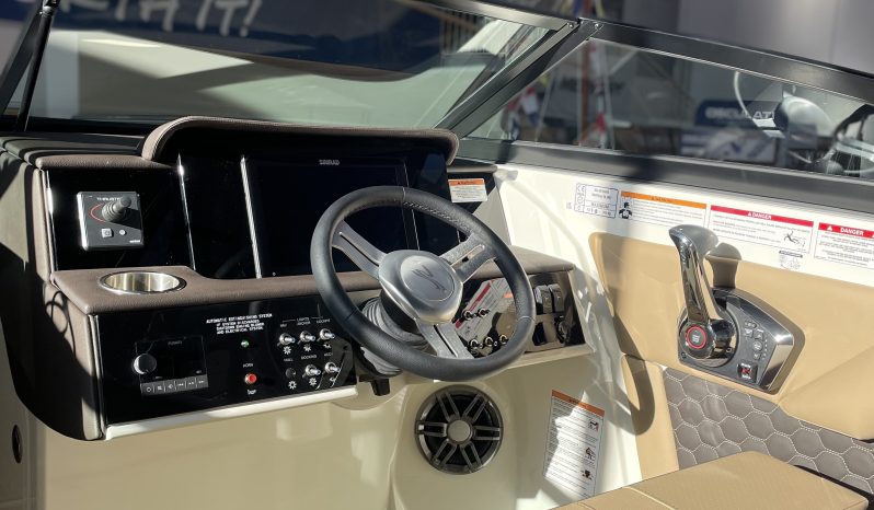 Sea Ray SDX 270 nuovo in pronta consegna full